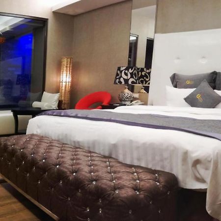 Golden Hot Spring Hotel Taipei Esterno foto